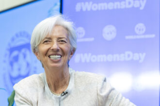 video lagarde anunta ca banca centrala europeana este pregatita sa gestioneze riscurile legate de razboi ratele dobanzilor neschimbate 69bcd9b2f2c5d