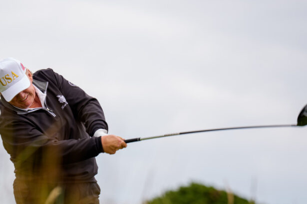 analiza daca ramanea pe terenul de golf acum ne ar fi fost mai bine un an de cand trump a zguduit economia lumii cu taxele sale vamale 69d24d18ae8a5