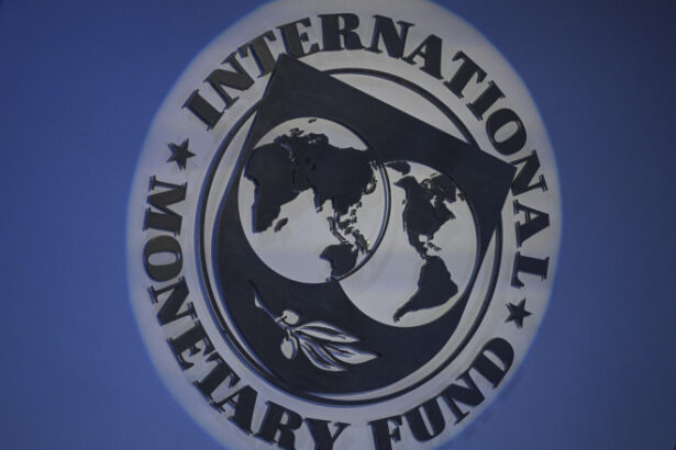 fmi a redus prognoza de crestere economica a romaniei la 07 in 2026 de la 14 ce estimari are pentru inflatie 69de83ad37ba2