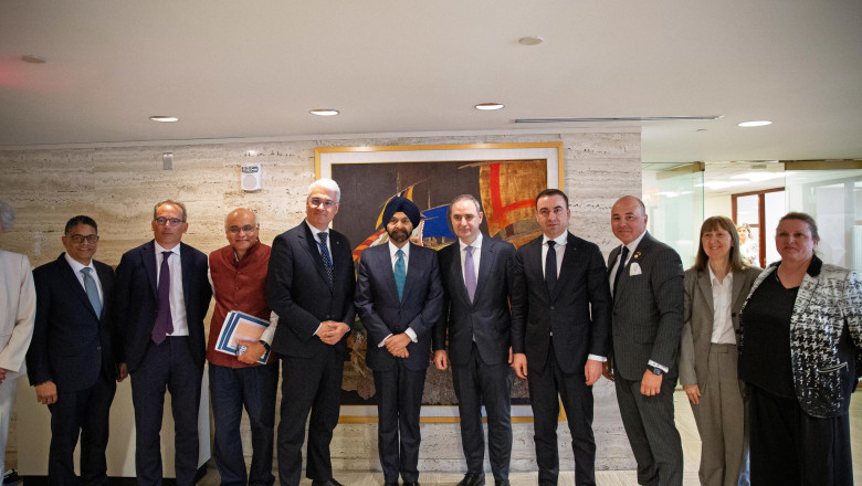 romania pasi spre investitii strategice la washington energie nucleara si infrastructura pe agenda bancii mondiale 69df56a9a5968