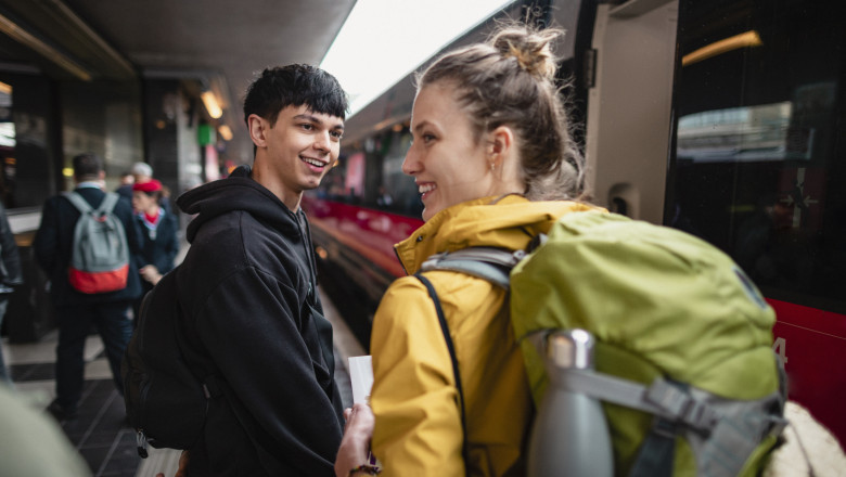 tinerii de 18 ani din romania pot calatori gratuit in europa prin programul discovereu ce conditii trebuie indeplinite 69d8893d8313d