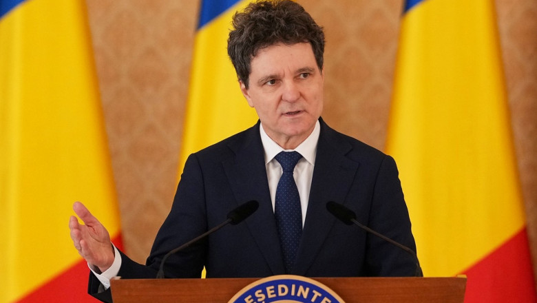 video ce spune seful statului despre criza carburantilor nu sunt probleme pentru zboruri pe termen scurt insa riscurile cresc 69ec41c74699d